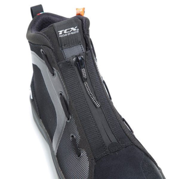 TCX - IKASU WP - BLACK/REFLEX